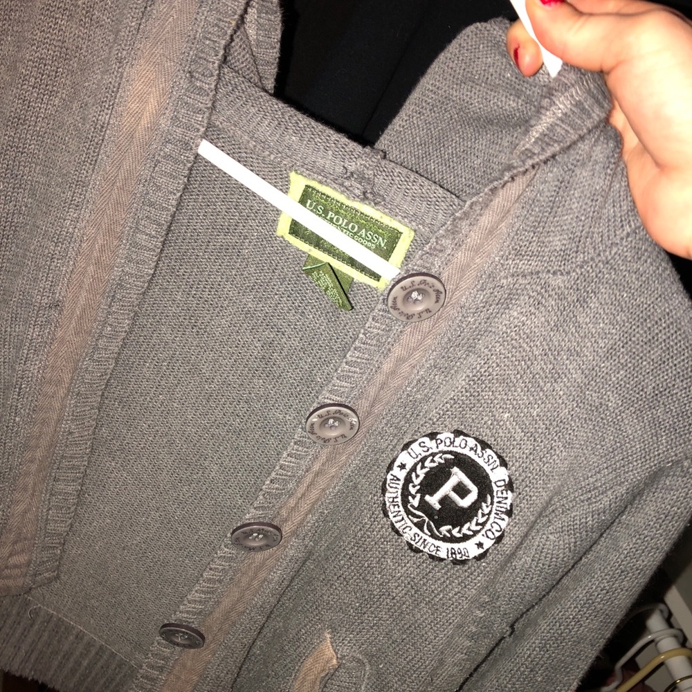 cropped button up sweater FITS SMALL